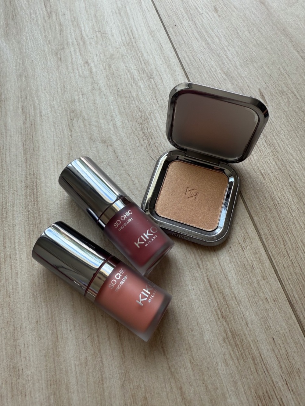 Kiko highlighter + blush bundle
